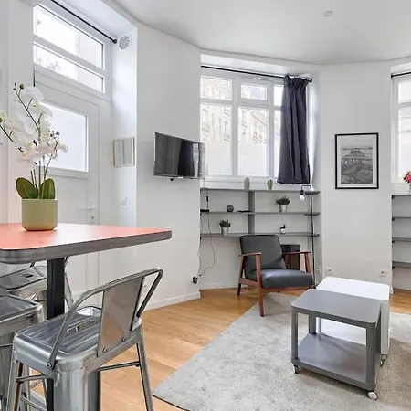 Apartment Charming Heart Of 17th *