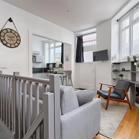 Charming Heart Of 17th Apartment Paris